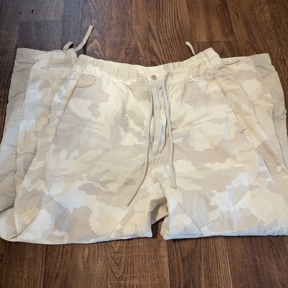 Nike Beige Camo Track Pants Joggers
